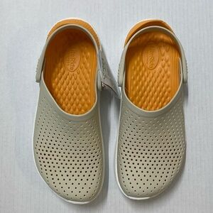 New CROCS‎ classic Literide tan and orange clogs slip ons